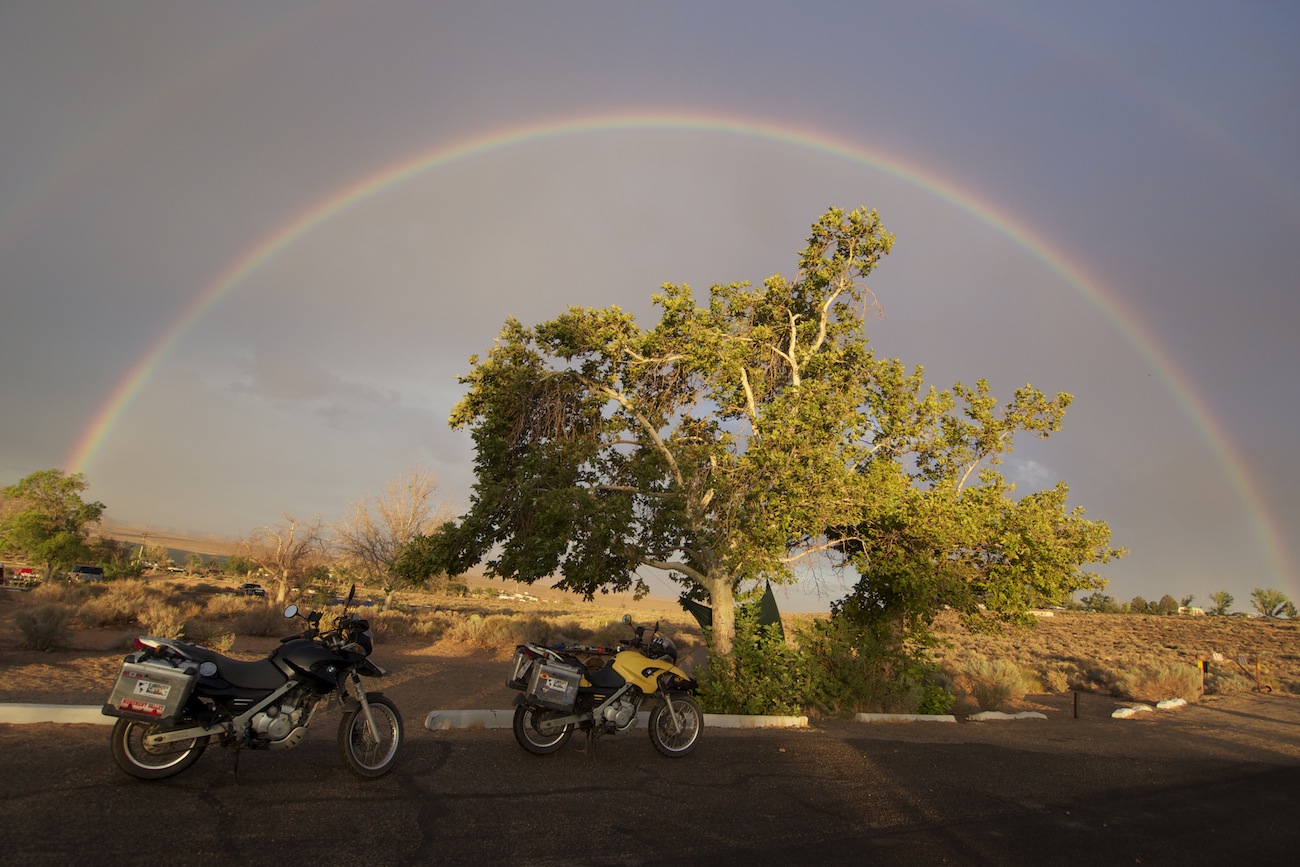 Doppelter Regenbogen am Lake Powell, USA