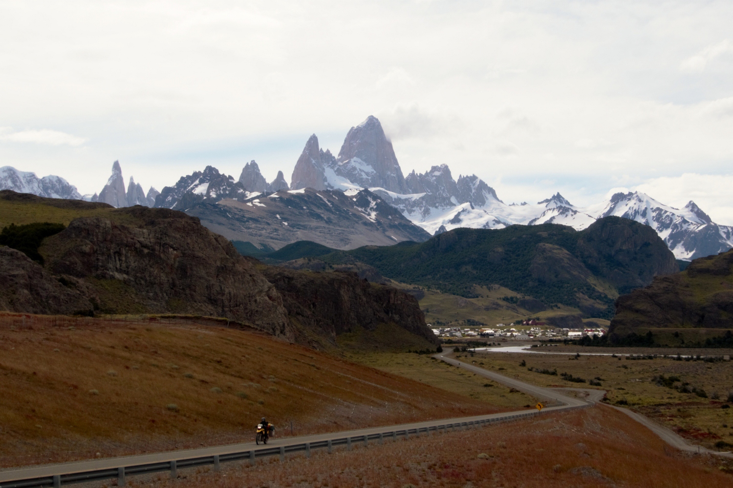 El Calafate mit Fitz Roy im Hintergrund