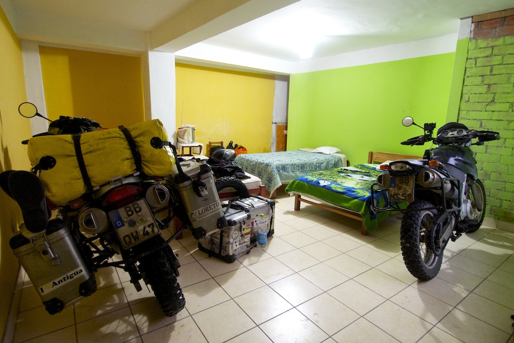 Motorrad sicher parken in Peru